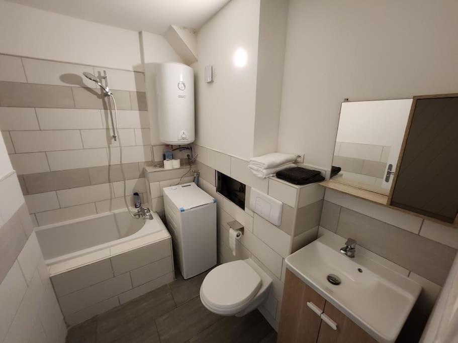 Charmant Appart Centre Ville. Bar-le-Duc Zewnętrze zdjęcie